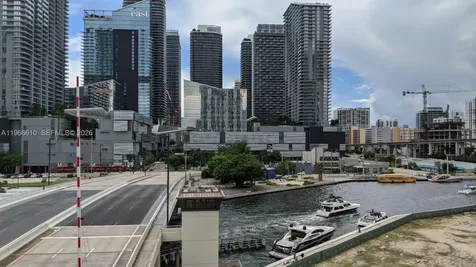 350 S Miami Avenue Miami FL 33130