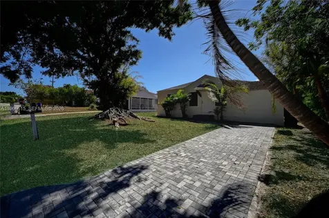 816 Tuscaloosa Street West Palm Beach FL 33405