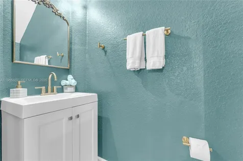 8844 S Isles Circle Tamarac FL 33321