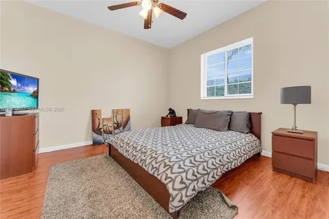 8844 S Isles Circle Tamarac FL 33321