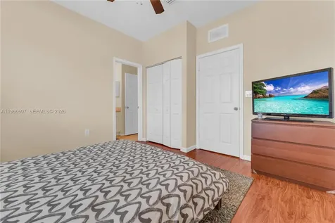 8844 S Isles Circle Tamarac FL 33321