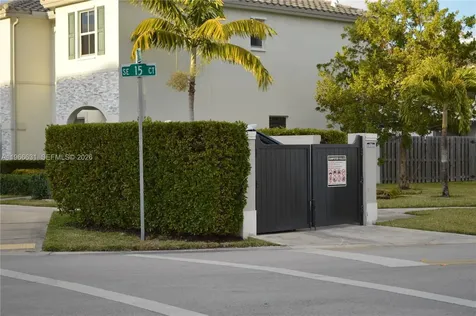 1522 SE 26th Terrace Homestead FL 33035