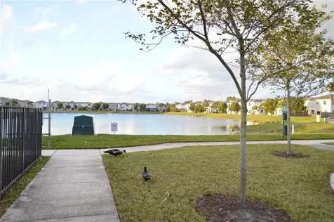 1522 SE 26th Terrace Homestead FL 33035