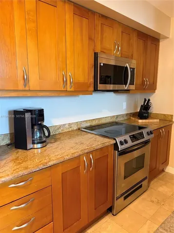 1755 E Hallandale Beach Boulevard Hallandale Beach FL 33009