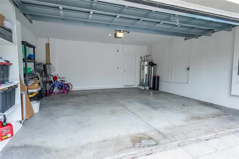 613 NE 5th Way Florida City FL 33034