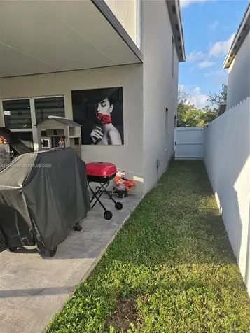 613 NE 5th Way Florida City FL 33034