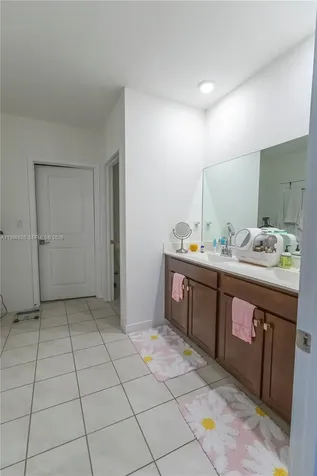 613 NE 5th Way Florida City FL 33034