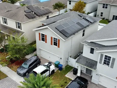 613 NE 5th Way Florida City FL 33034