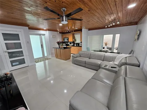 19261 SW 118th Court Miami FL 33177