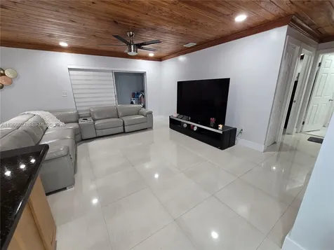 19261 SW 118th Court Miami FL 33177