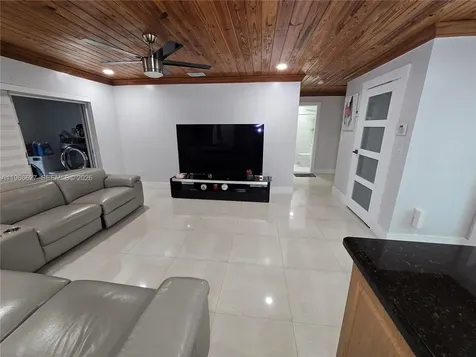 19261 SW 118th Court Miami FL 33177