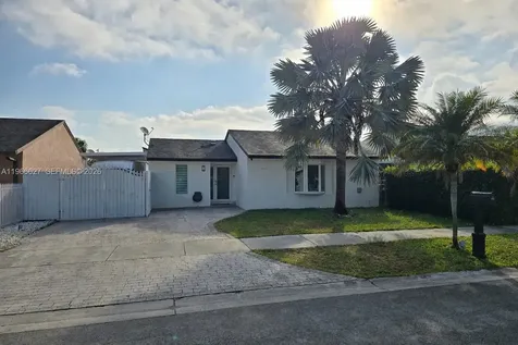 19261 SW 118th Court Miami FL 33177