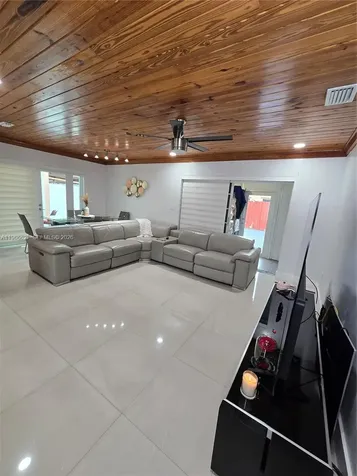 19261 SW 118th Court Miami FL 33177