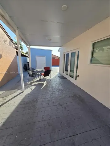 19261 SW 118th Court Miami FL 33177