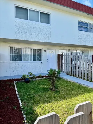 1481 NE 150th Street Miami FL 33161