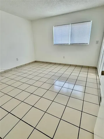 1481 NE 150th Street Miami FL 33161
