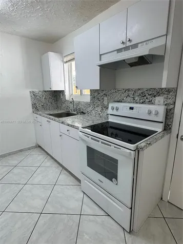 1481 NE 150th Street Miami FL 33161