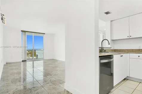60 NW 37th Avenue Miami FL 33125