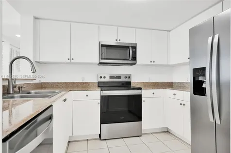 60 NW 37th Avenue Miami FL 33125