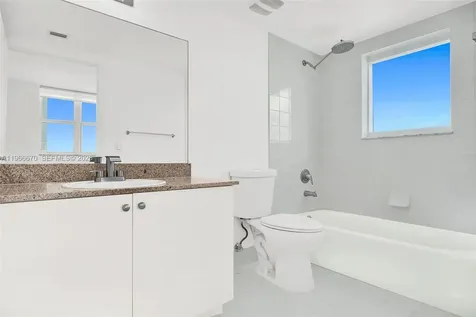 60 NW 37th Avenue Miami FL 33125