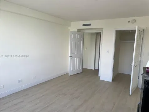 1500 Bay Road Miami Beach FL 33139