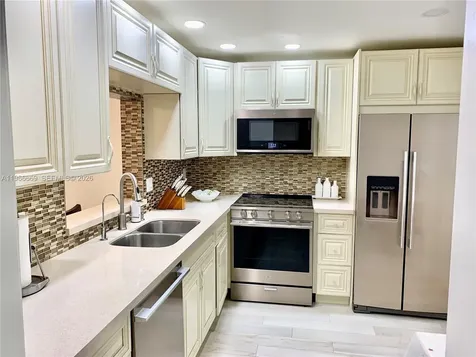 619 NE 14th Avenue Hallandale Beach FL 33009