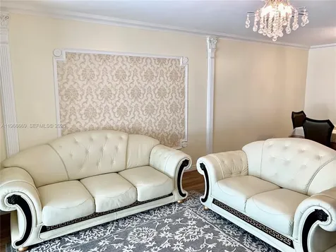 619 NE 14th Avenue Hallandale Beach FL 33009