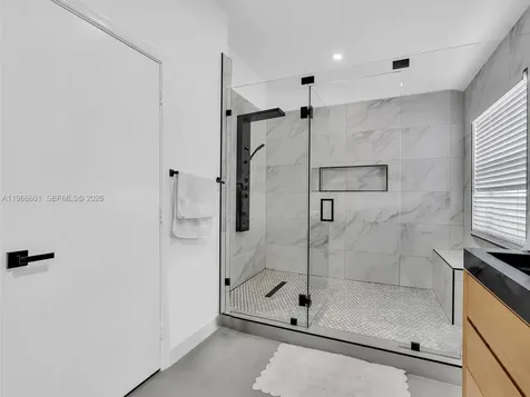 4962 SW 32nd Way Hollywood FL 33312