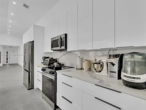 4962 SW 32nd Way Hollywood FL 33312