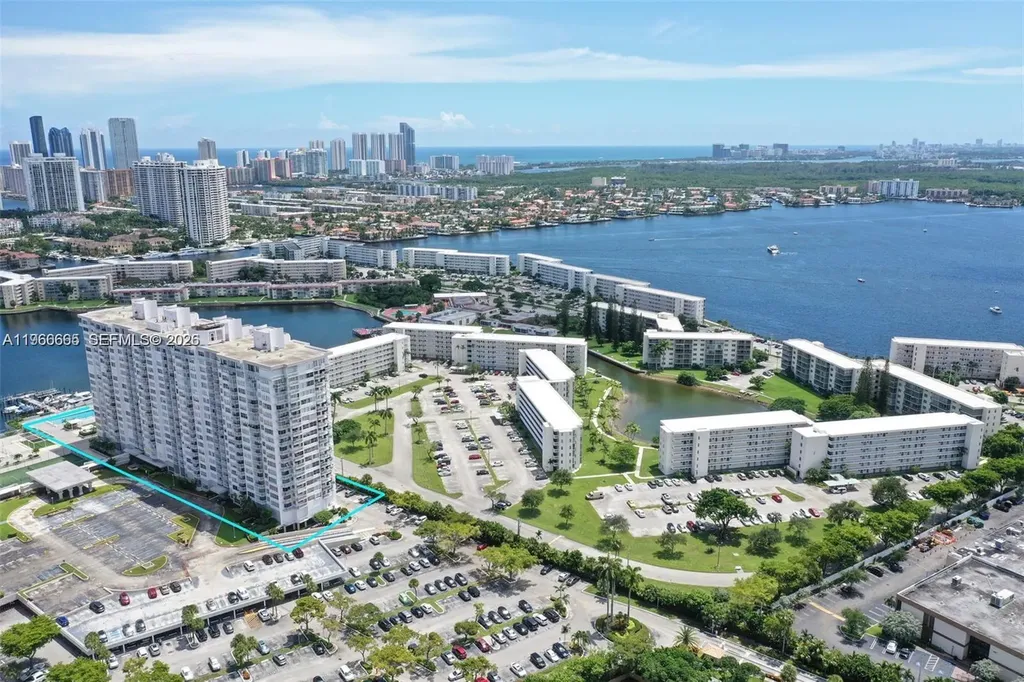 18031 Biscayne Boulevard Aventura FL 33160