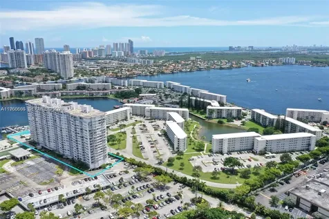 18031 Biscayne Boulevard Aventura FL 33160