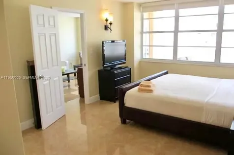 18031 Biscayne Boulevard Aventura FL 33160