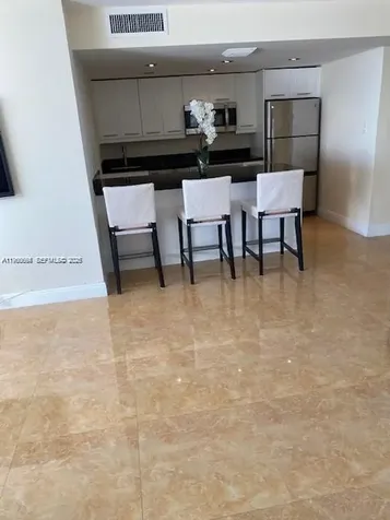 18031 Biscayne Boulevard Aventura FL 33160