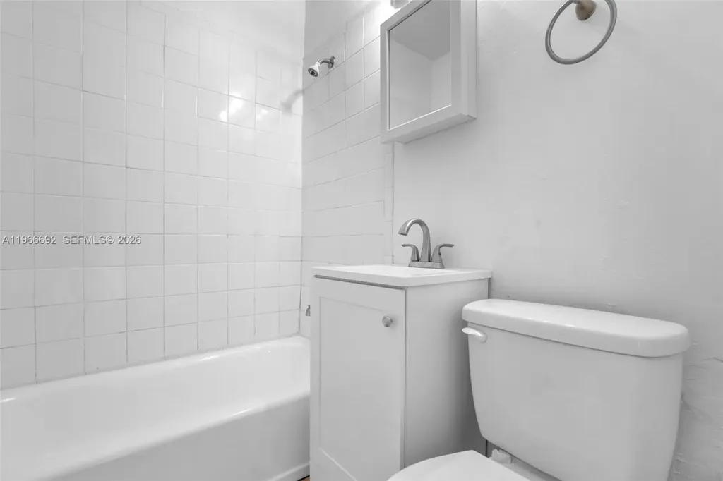 841 NW 15th Terrace Fort Lauderdale FL 33311