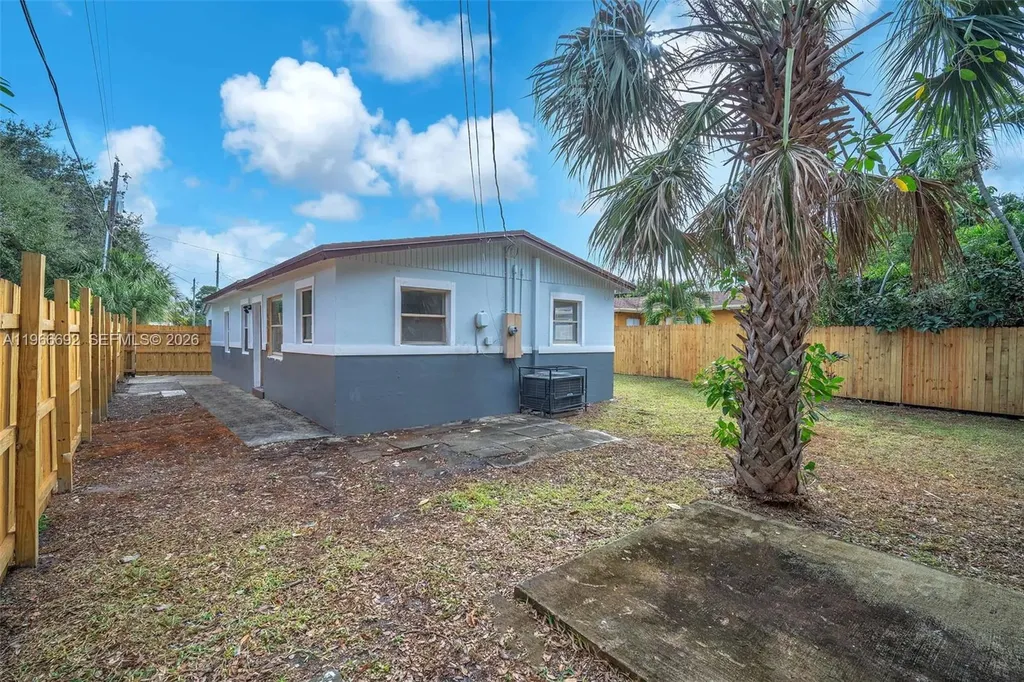841 NW 15th Terrace Fort Lauderdale FL 33311