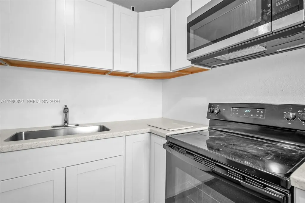 841 NW 15th Terrace Fort Lauderdale FL 33311