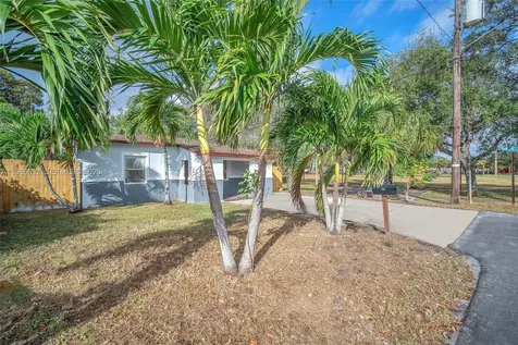 841 NW 15th Terrace Fort Lauderdale FL 33311