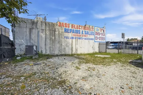 7010 NW 7th Avenue Miami FL 33150