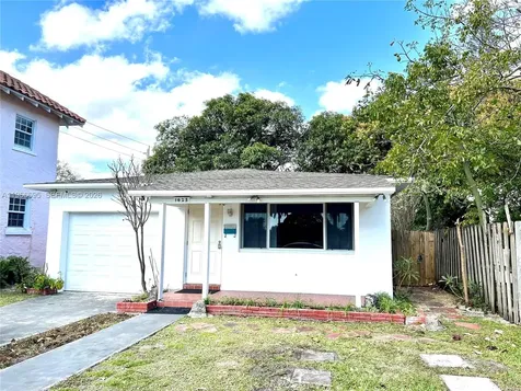 1623 Johnson Street Hollywood FL 33020