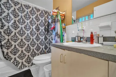 5825 NW 13th Avenue Miami FL 33142