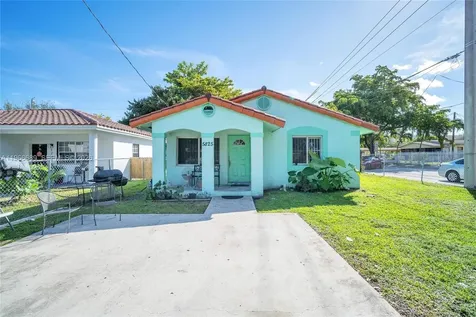 5825 NW 13th Avenue Miami FL 33142