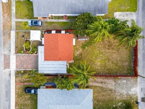 2210 Roosevelt Street Hollywood FL 33020