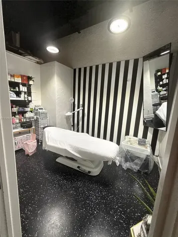 120 S Dixie Highway West Palm Beach FL 33401