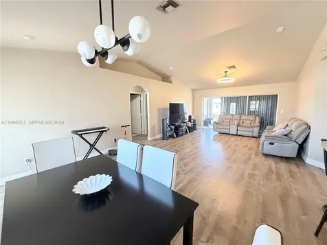 3625 NE 19 Place Cape Coral FL 33909