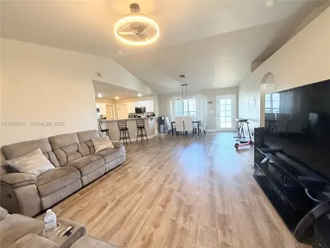 3625 NE 19 Place Cape Coral FL 33909