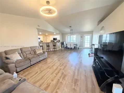 3625 NE 19 Place Cape Coral FL 33909