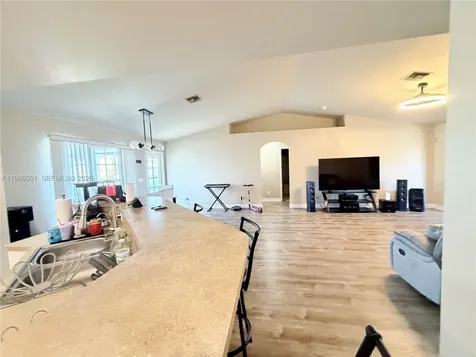 3625 NE 19 Place Cape Coral FL 33909