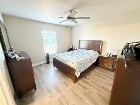 3625 NE 19 Place Cape Coral FL 33909