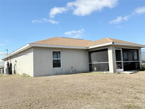 3625 NE 19 Place Cape Coral FL 33909