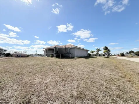 3625 NE 19 Place Cape Coral FL 33909